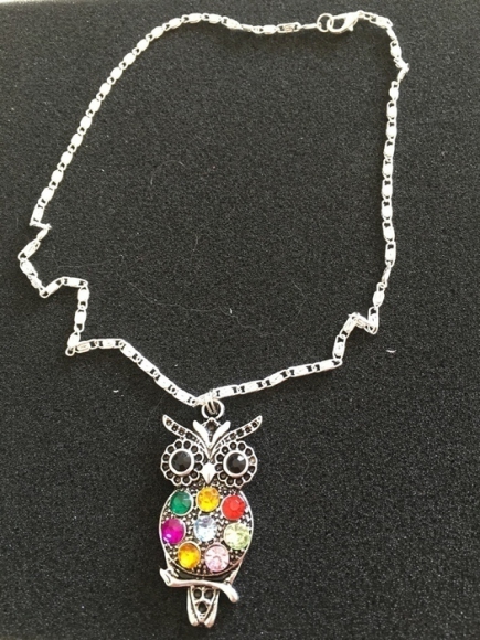 Collier hibou sur chaînette argentée acheter vendre