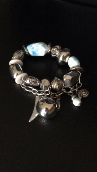 Bracelet fantaisie argenté et bleu clair acheter vendre