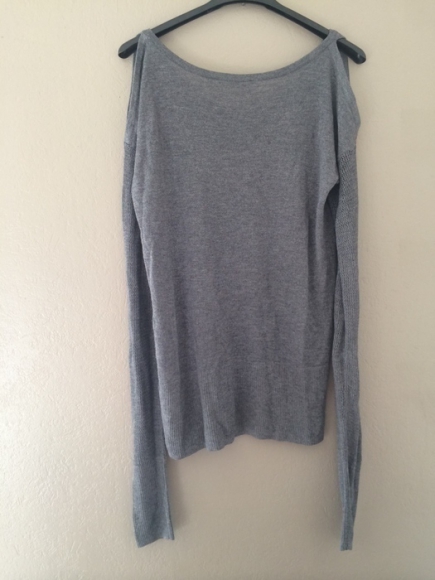 Pull fin gris Guess taille S acheter vendre