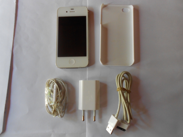 Céde iPhone 4s - 16go- Blanc acheter vendre