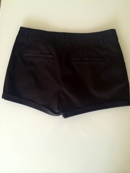 Short satiné noir JENNYFER taille 36 acheter vendre