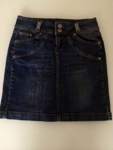 Jupe en jean XANAKA taille 38 acheter vendre