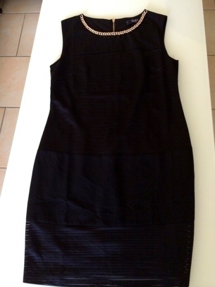 Robe noire et dorée taille M neuve acheter vendre