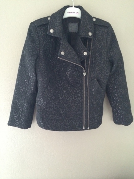 Veste noire et brillante Guess taille S neuve acheter vendre